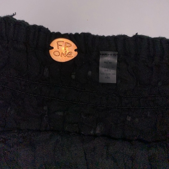 FREE PEOPLE ONE TIERED EYELET SKIRT POPULAR LUXE BRAND FREE PEOPLE - Picture 6 of 7